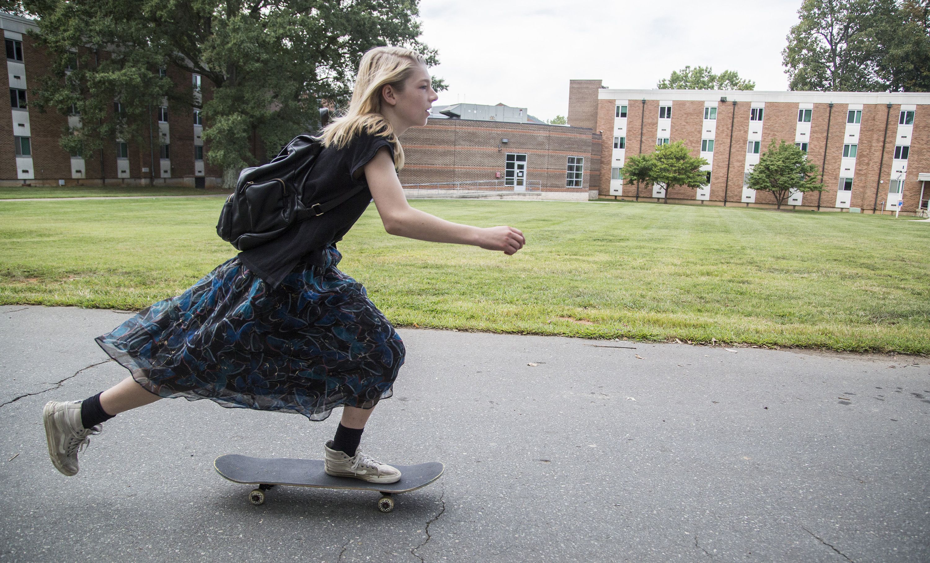 HunterSchaferLove_SkateboardingoutsideherdormitoryatUniversityofNorthCarolinaSchooloftheArts-001.jpg